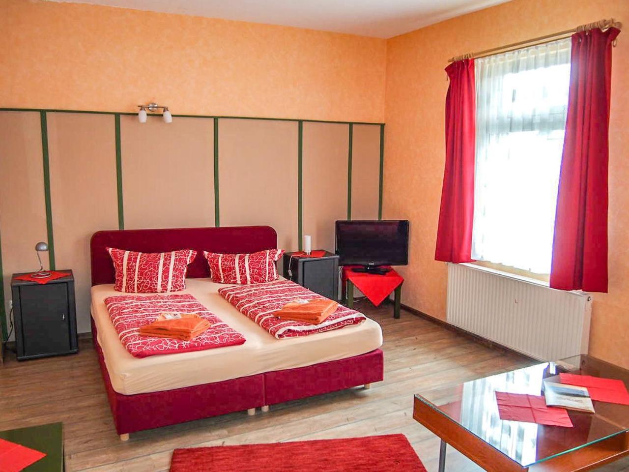 Pension Haus Saarland 오버호프 외부 사진